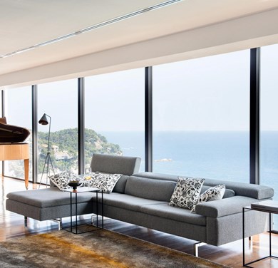 © JRASCOT938H65_1.jpg